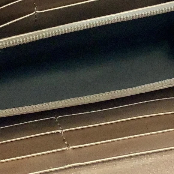 GUC Gucci Long Wallet - Picture 4 of 9